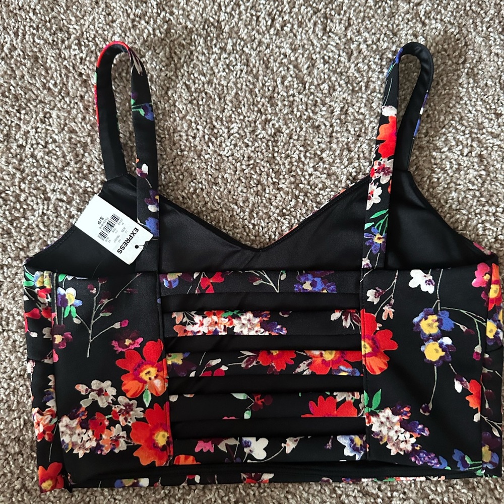 Express Crop Top